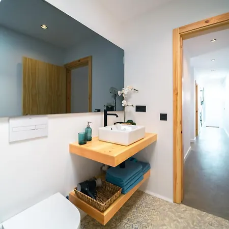 Kay Lava Apartment